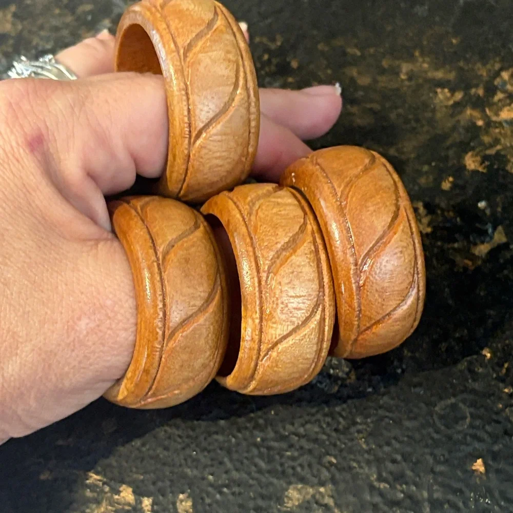 Napkin Rings Wooden Woven Design set of 4